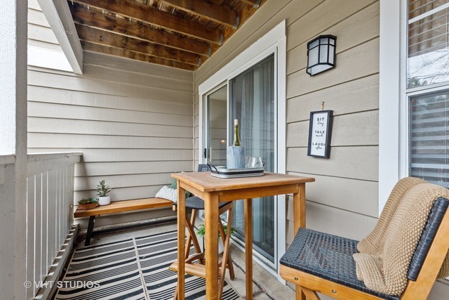 30 Wildflower Lane #3926, Schaumburg, IL 60173