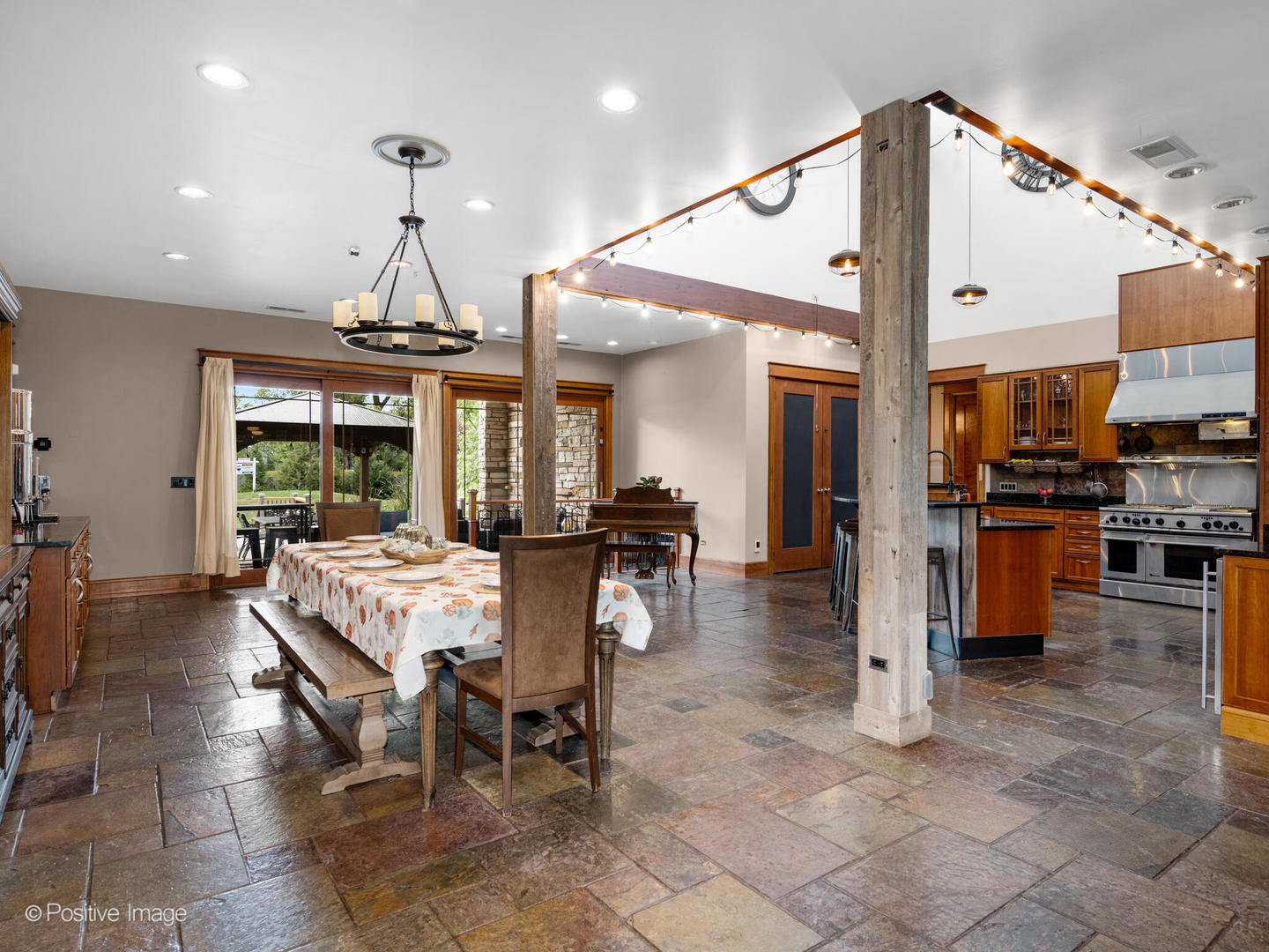 4218 Florence Avenue, Downers Grove, IL 60515