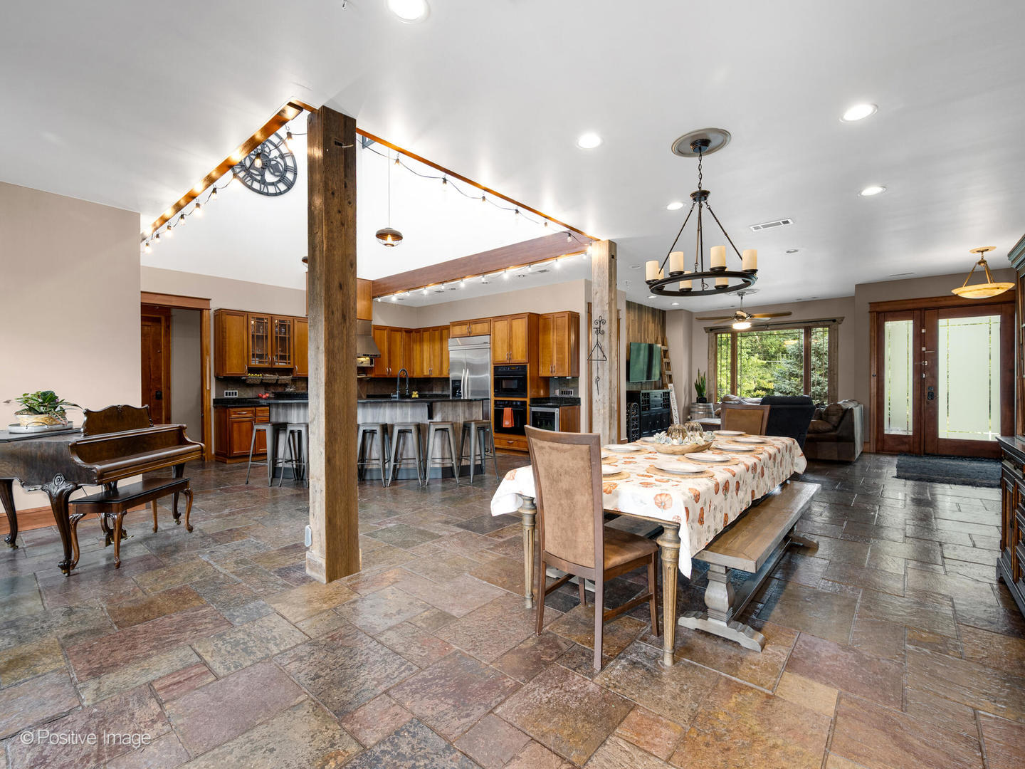 4218 Florence Avenue, Downers Grove, IL 60515