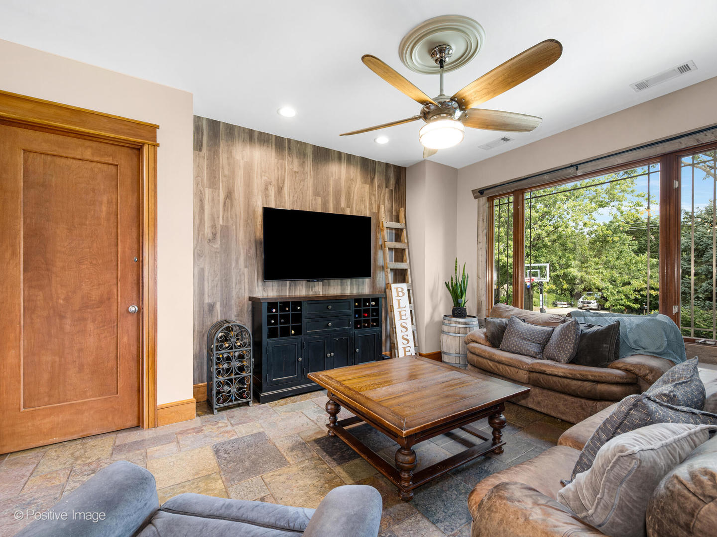 4218 Florence Avenue, Downers Grove, IL 60515