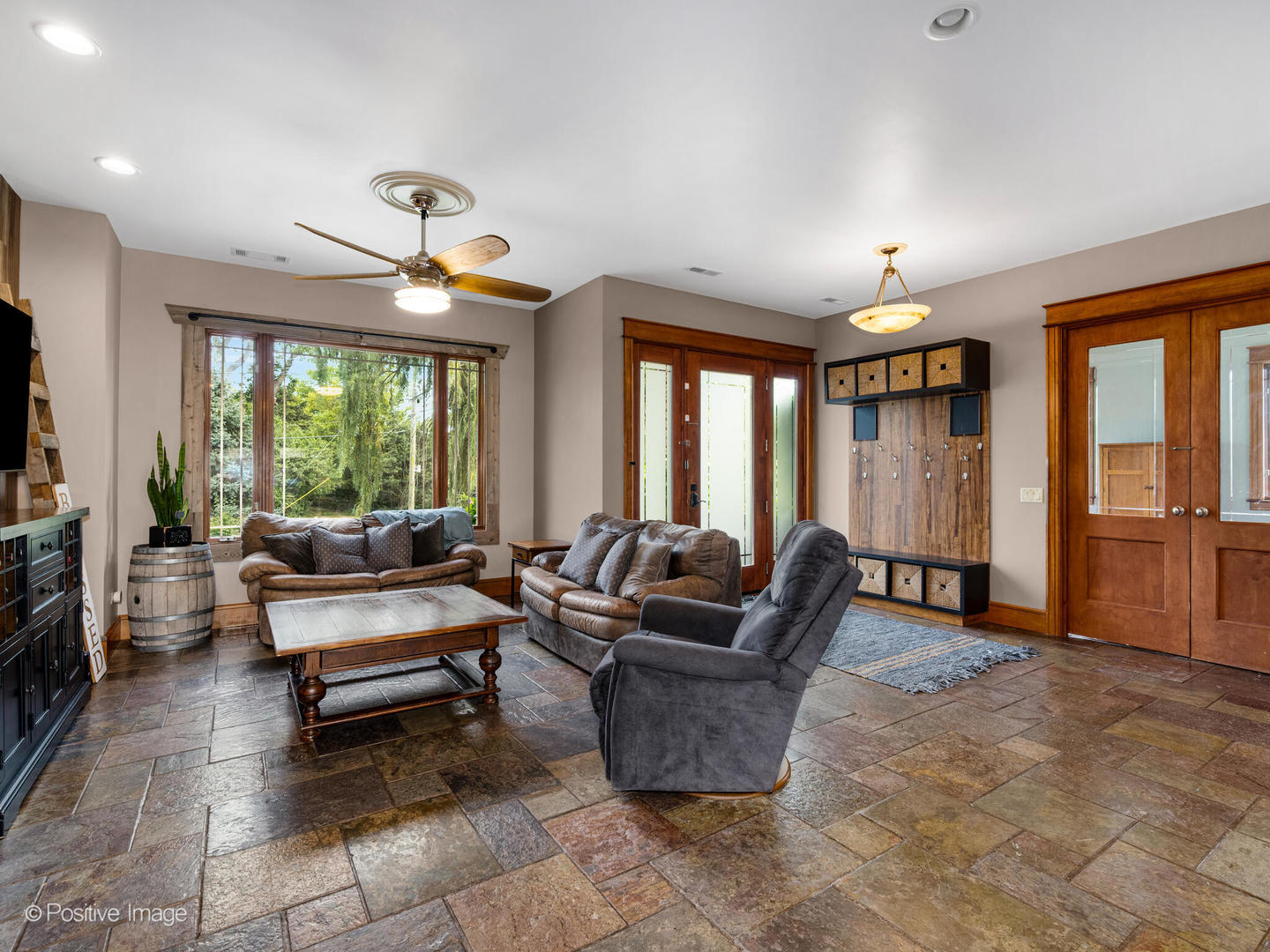 4218 Florence Avenue, Downers Grove, IL 60515