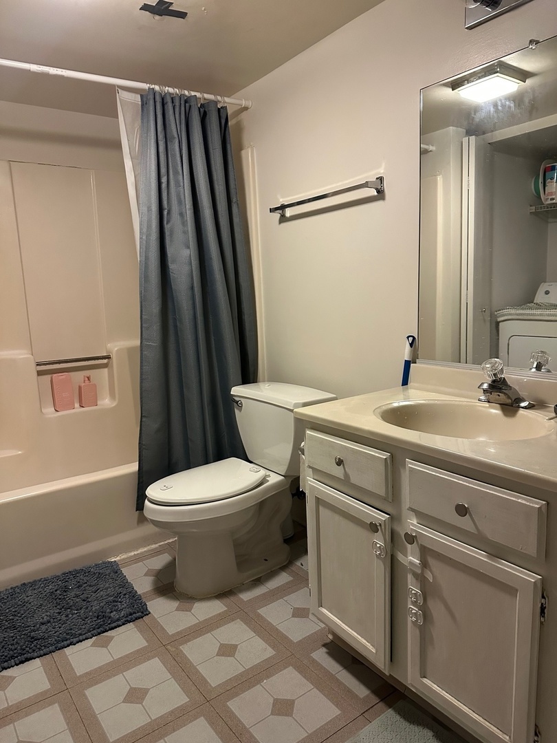 1504 W Jefferson Avenue #A, Naperville, IL 60540