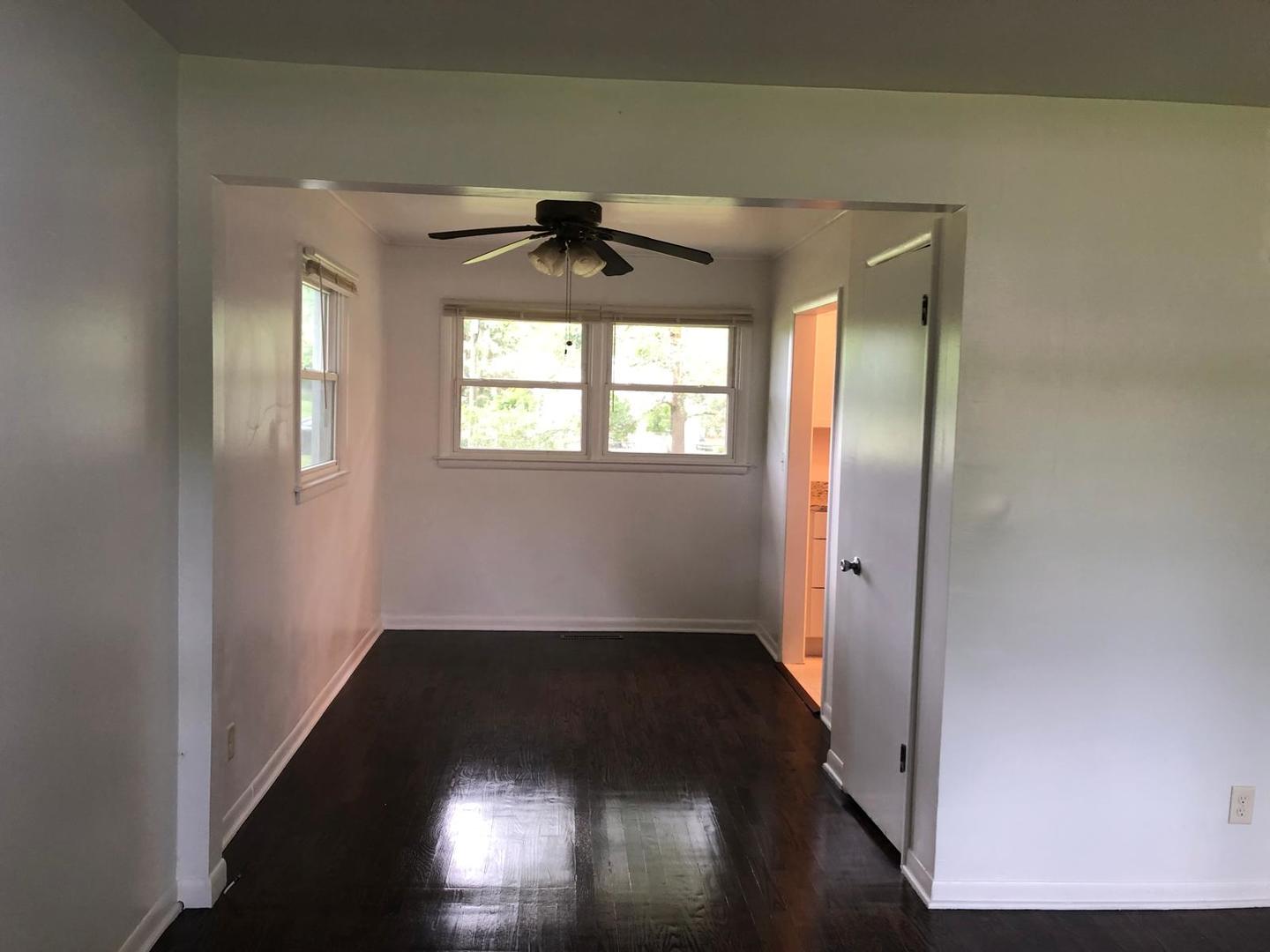 116 Pauline Avenue, Crystal Lake, IL 60014