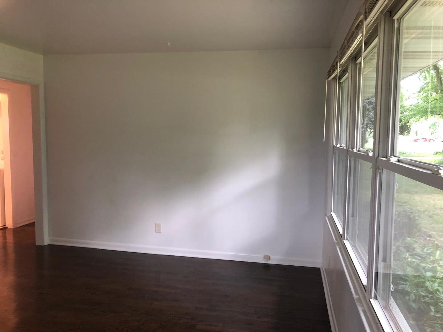 116 Pauline Avenue, Crystal Lake, IL 60014