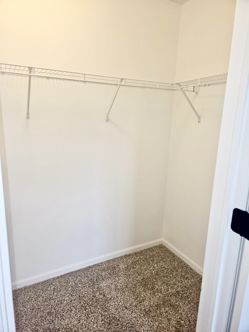 911 Bluebell Circle, Joliet, IL 60431