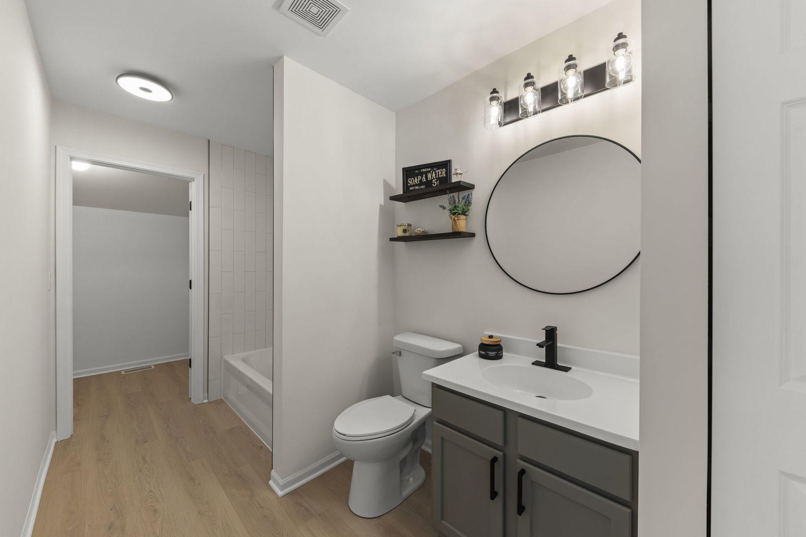 911 Bluebell Circle, Joliet, IL 60431