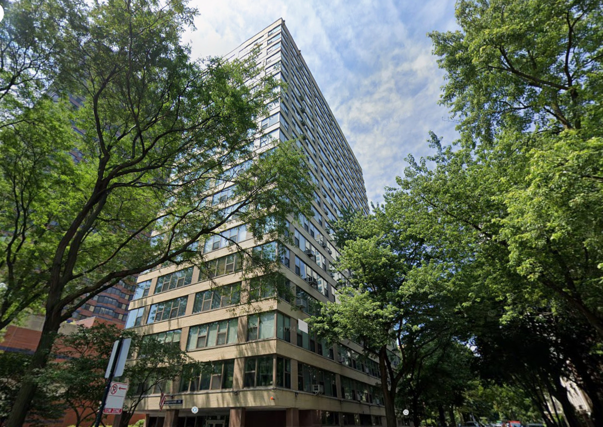 2970 N Lake Shore Drive #18D, Chicago, IL 60657