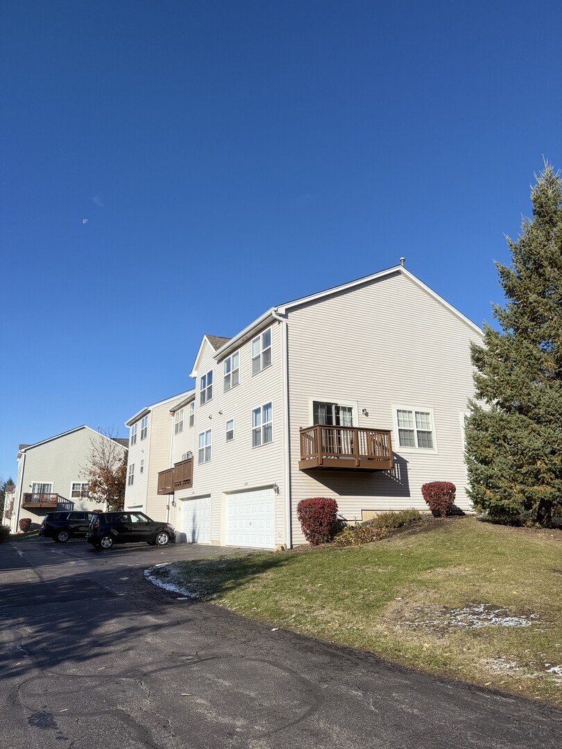 34394 N Goldenrod Court #END, Round Lake, IL 60073