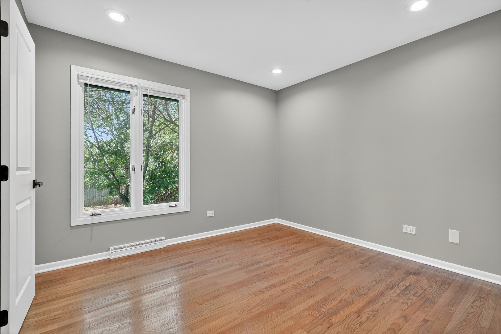 1245 WINAKI Trail, Algonquin, IL 60102