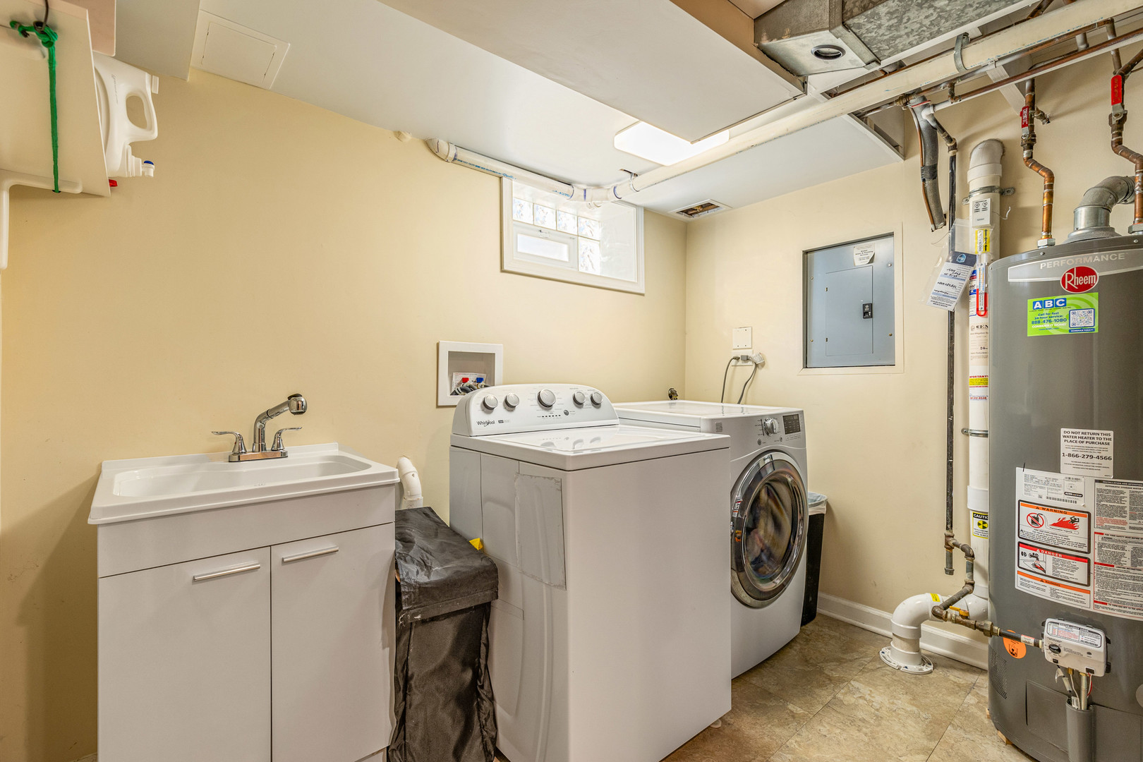 2428 Clarke Street, River Grove, IL 60171