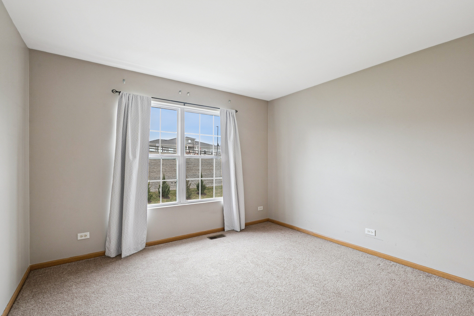 107 Terra Springs Drive, Volo, IL 60020