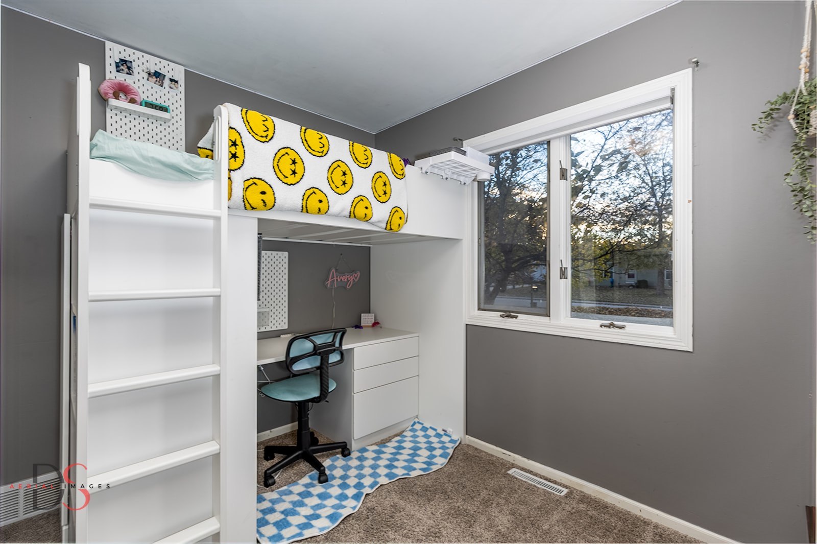 326 S Market Street, Seneca, IL 61360