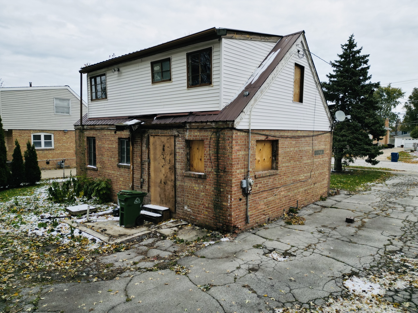 9316 Sayre Avenue, Oak Lawn, IL 60453