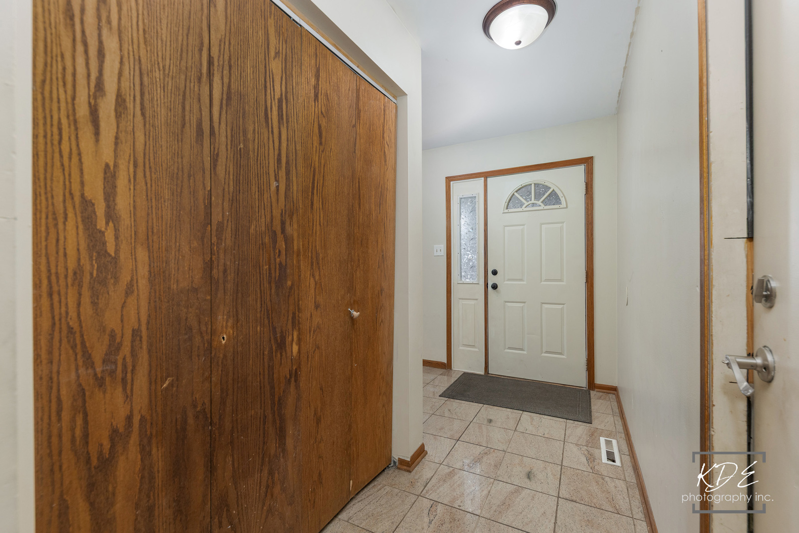 17027 Judy Court, Oak Forest, IL 60452