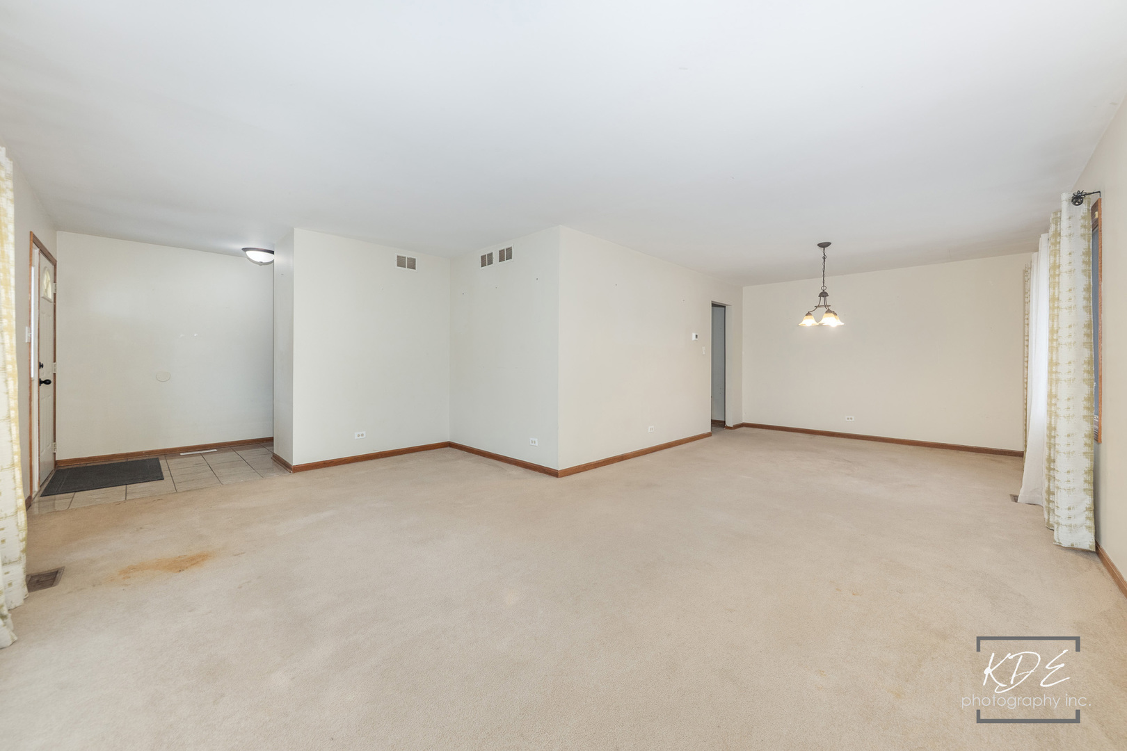 17027 Judy Court, Oak Forest, IL 60452