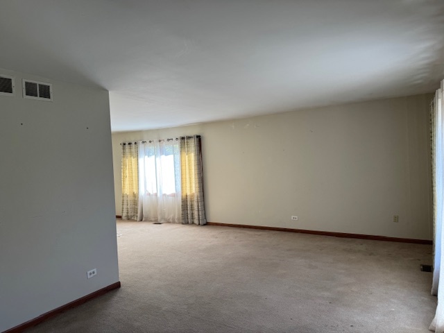 17027 Judy Court, Oak Forest, IL 60452