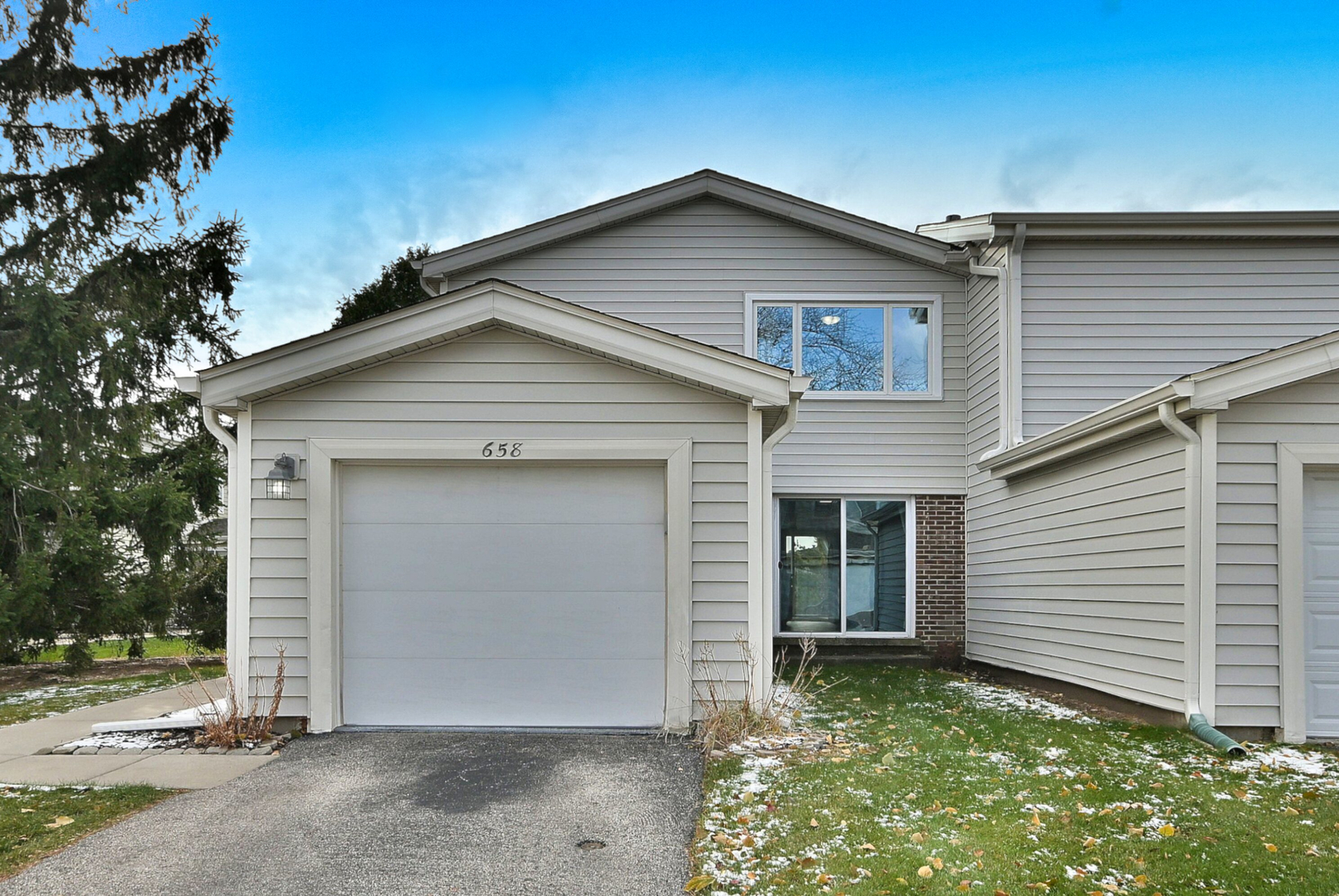 658 Claridge Circle, Hoffman Estates, IL 60169