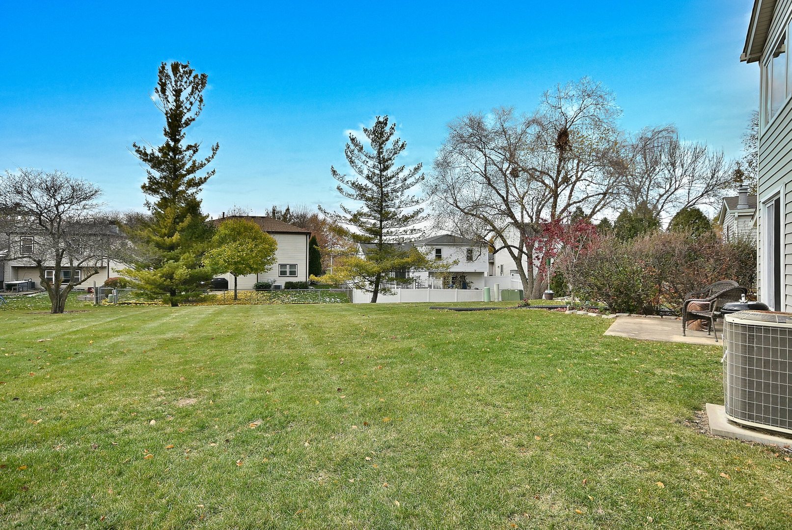 658 Claridge Circle, Hoffman Estates, IL 60169