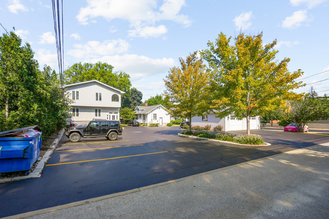 610 N Washington Street #2-2, Naperville, IL 60563