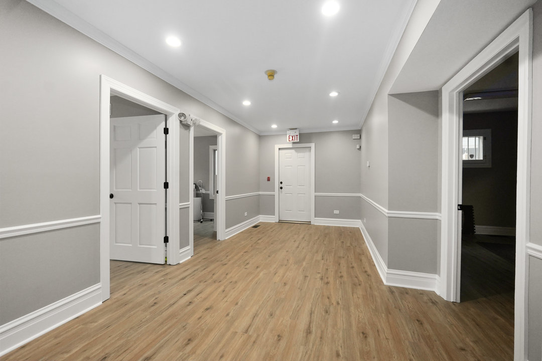 610 N Washington Street #2-2, Naperville, IL 60563