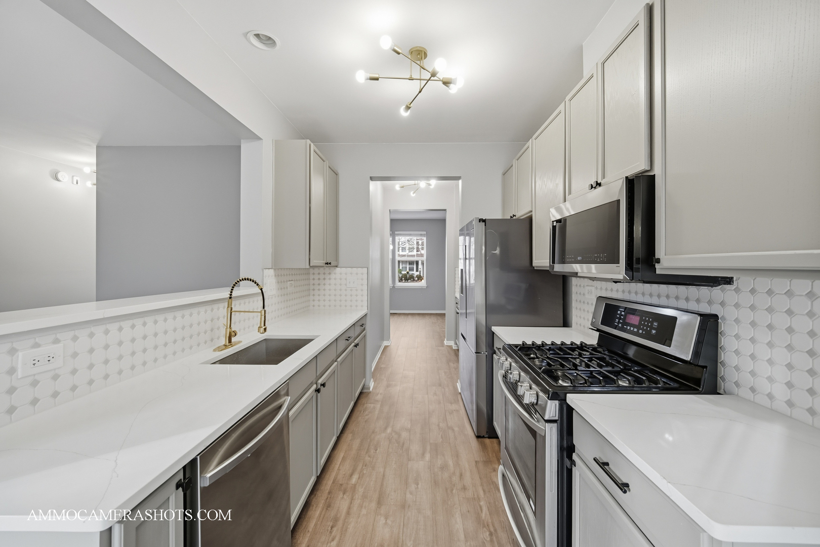 2717 AVALON Lane, Montgomery, IL 60538