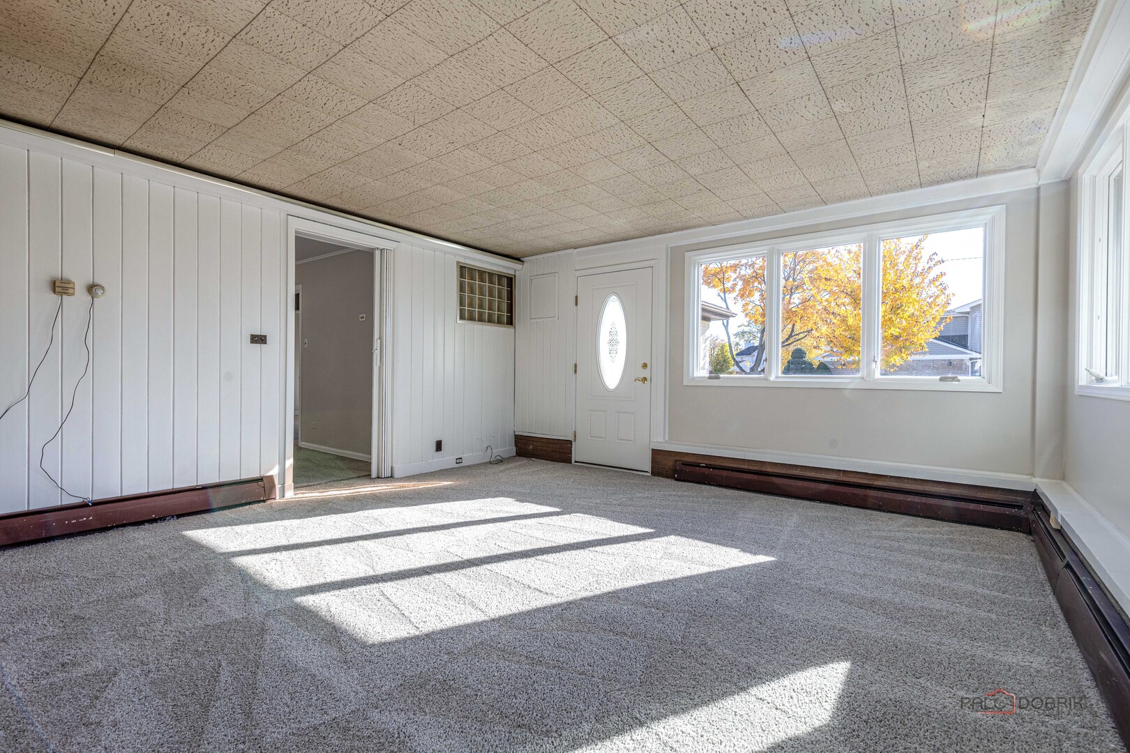 858 E Grant Drive, Des Plaines, IL 60016