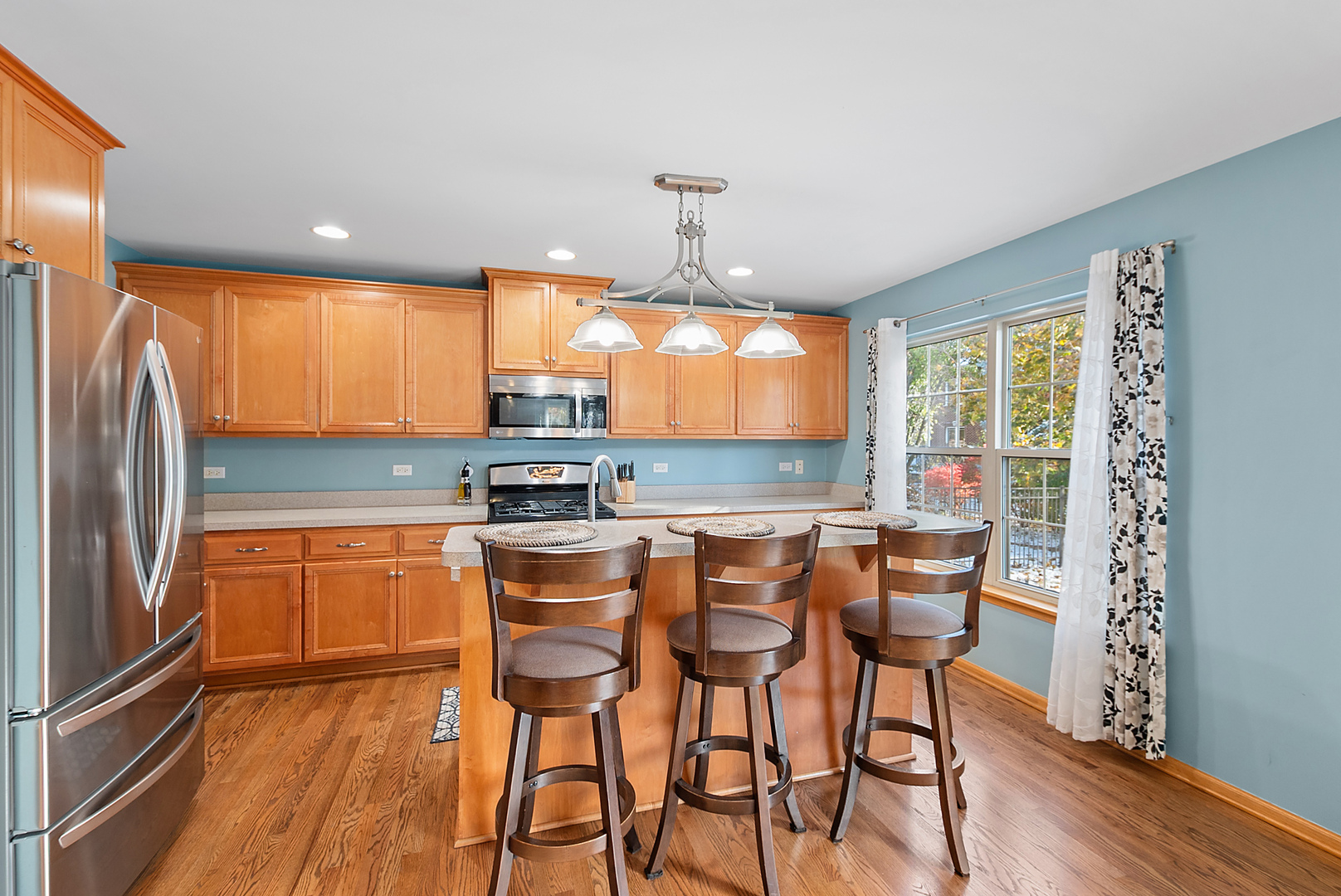 902 Cheyenne Lane, New Lenox, IL 60451