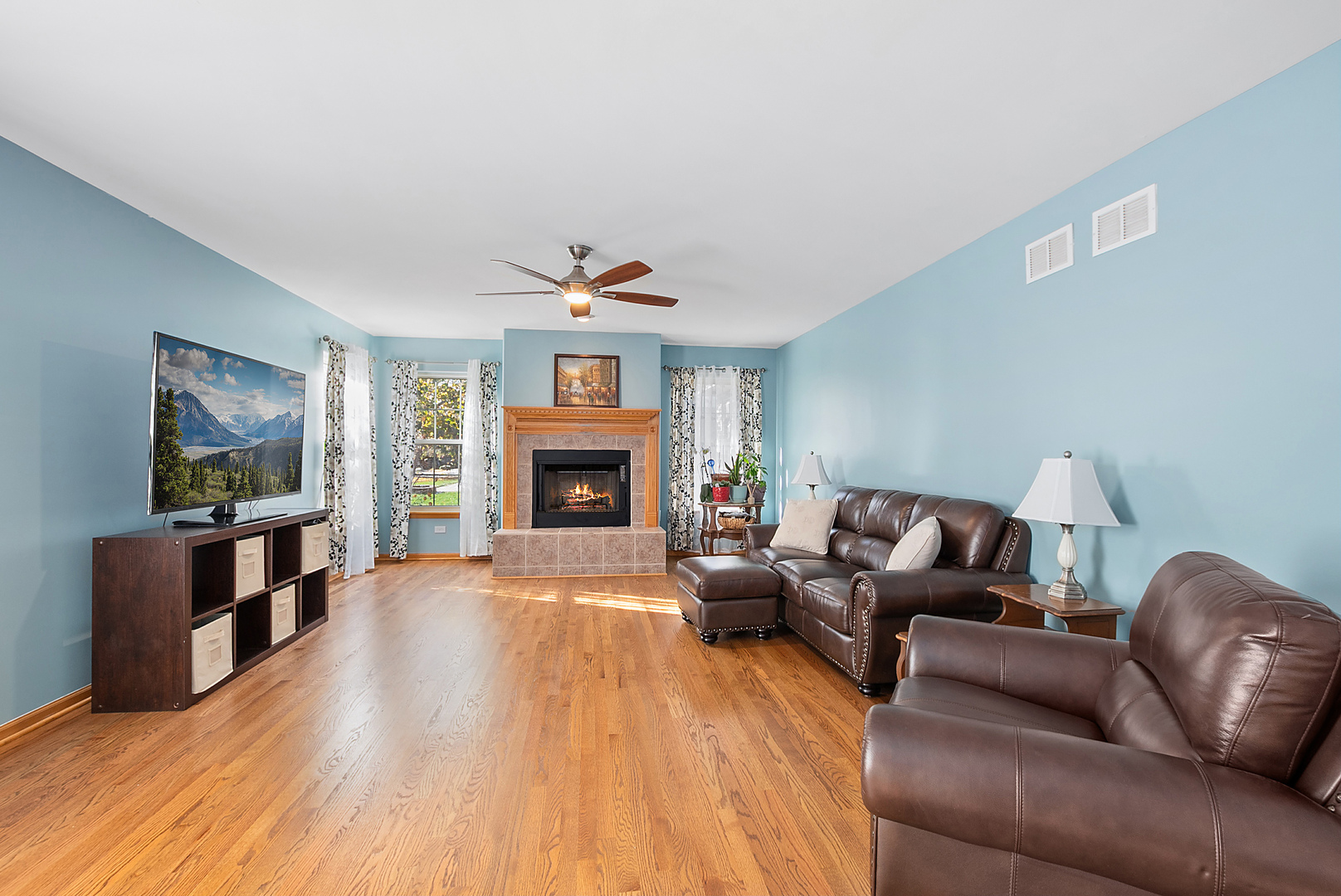 902 Cheyenne Lane, New Lenox, IL 60451