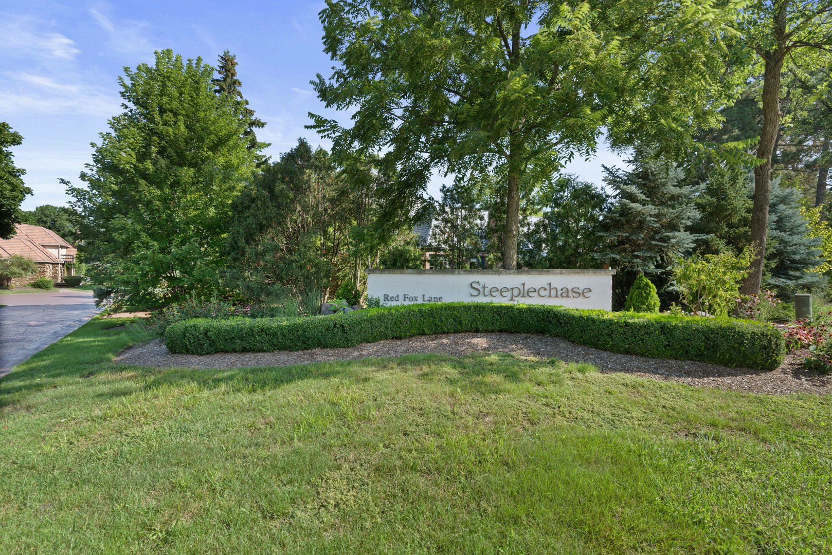 911 Red Fox Lane, Oak Brook, IL 60523