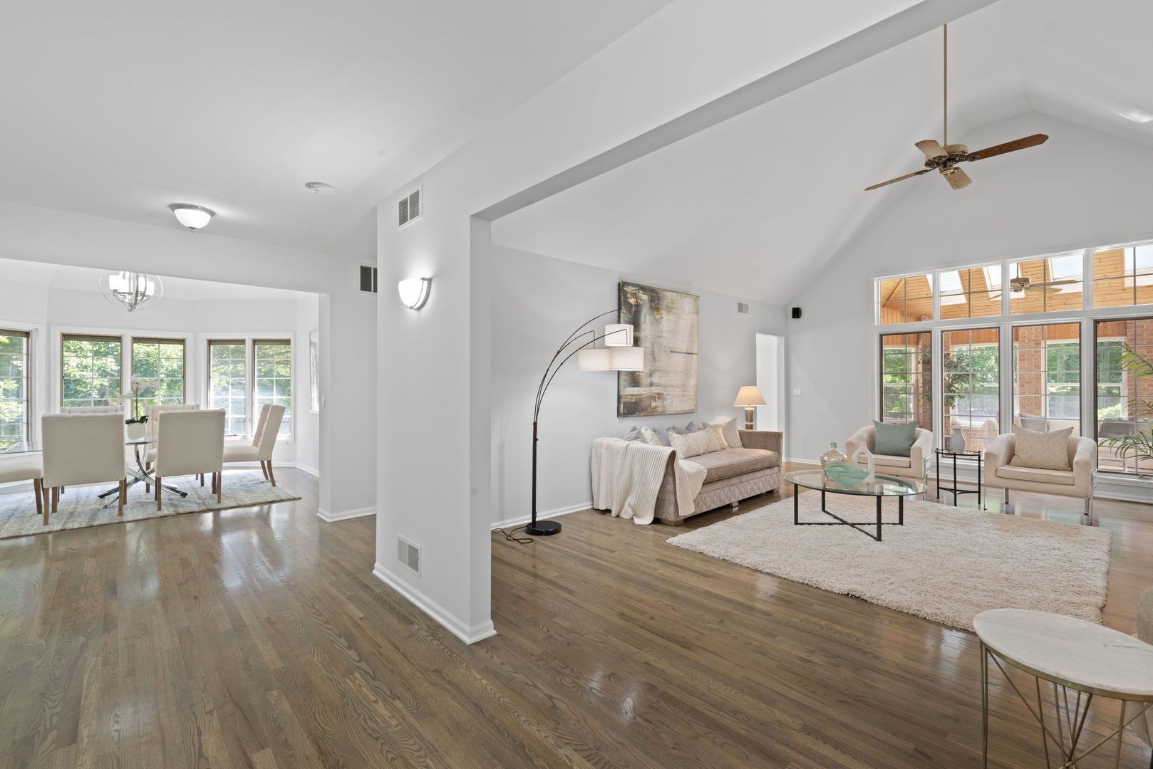 911 Red Fox Lane, Oak Brook, IL 60523