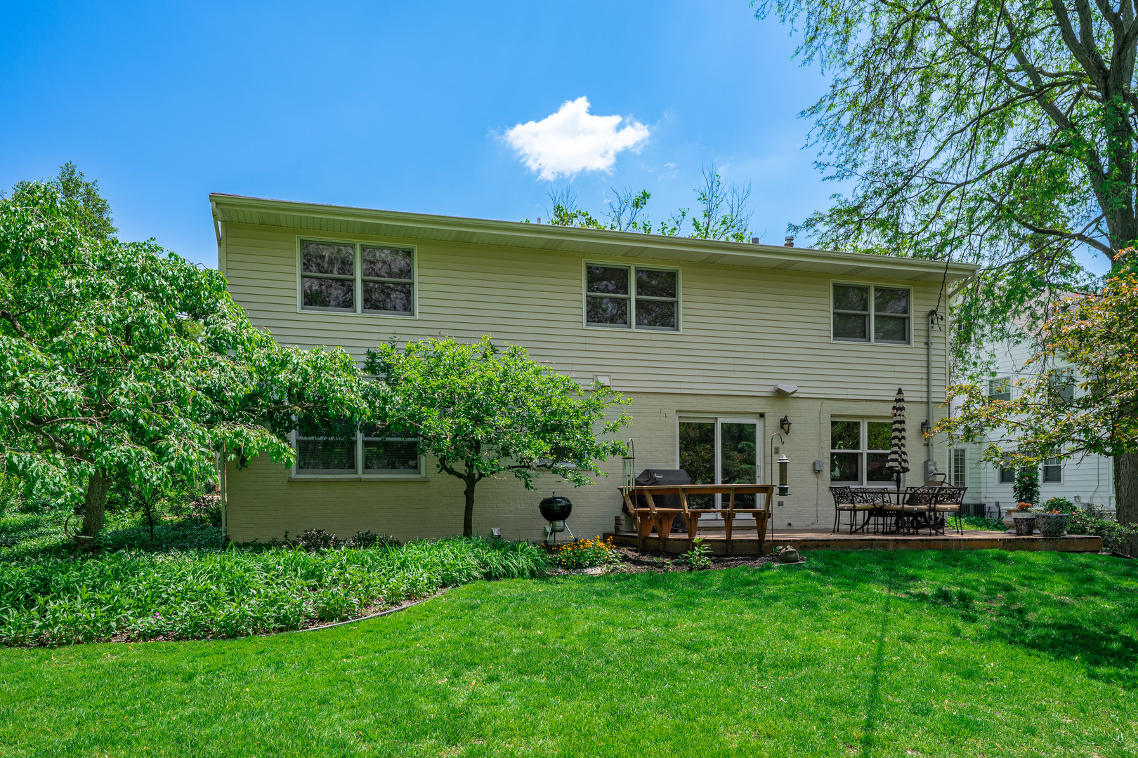 846 Park Drive, Flossmoor, IL 60422