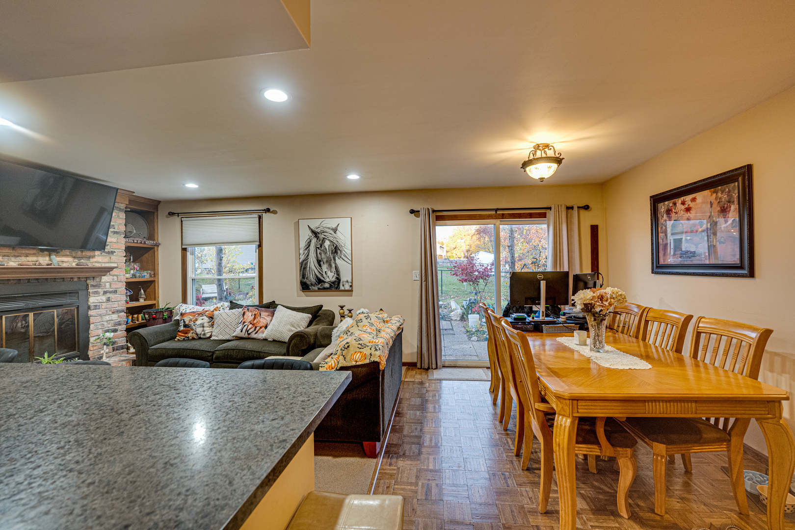 1715 Riverwood Drive, Algonquin, IL 60102