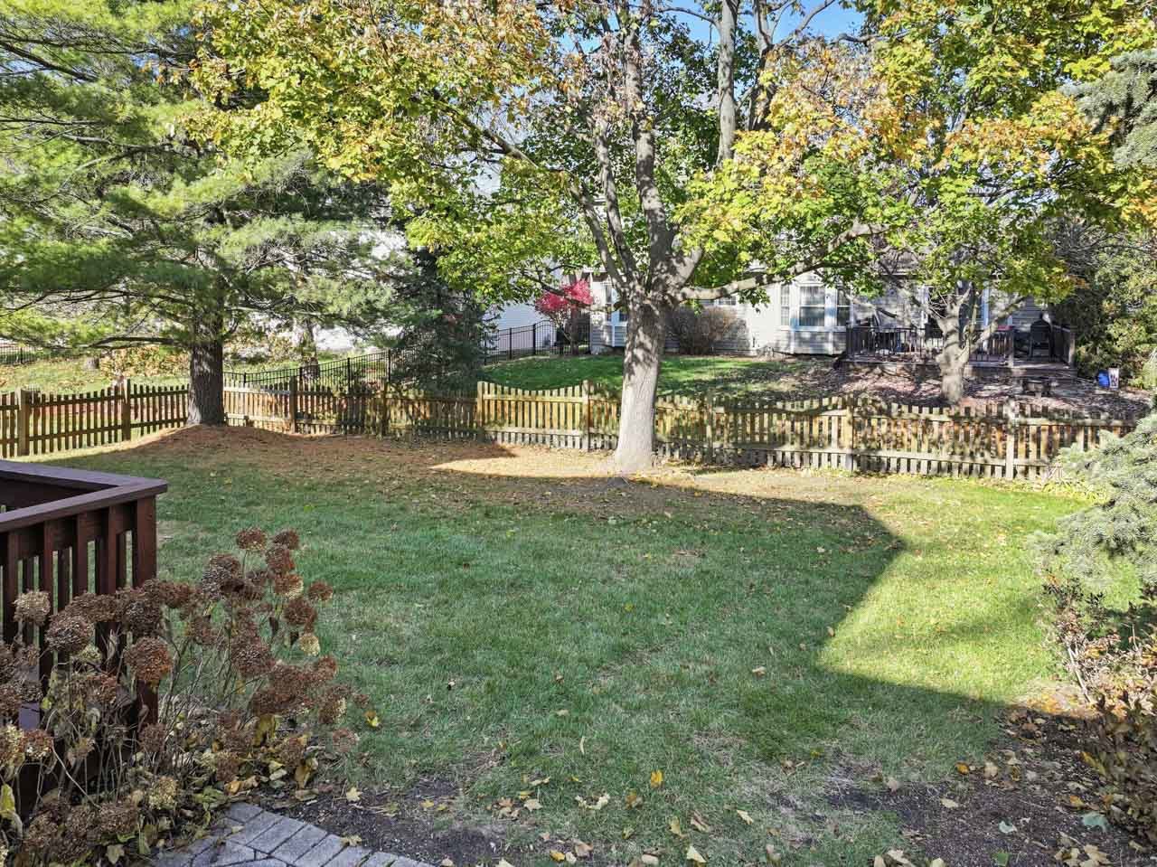 27W154 Chartwell Drive, Winfield, IL 60190