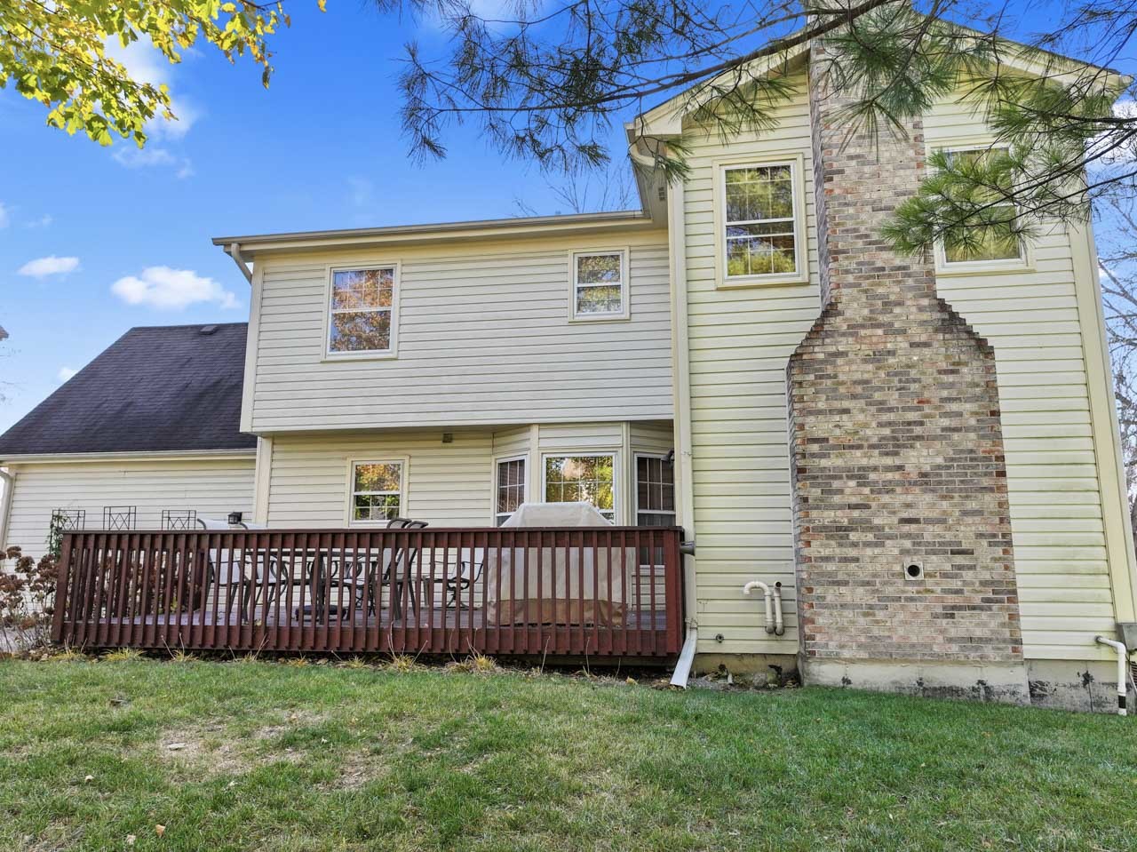 27W154 Chartwell Drive, Winfield, IL 60190