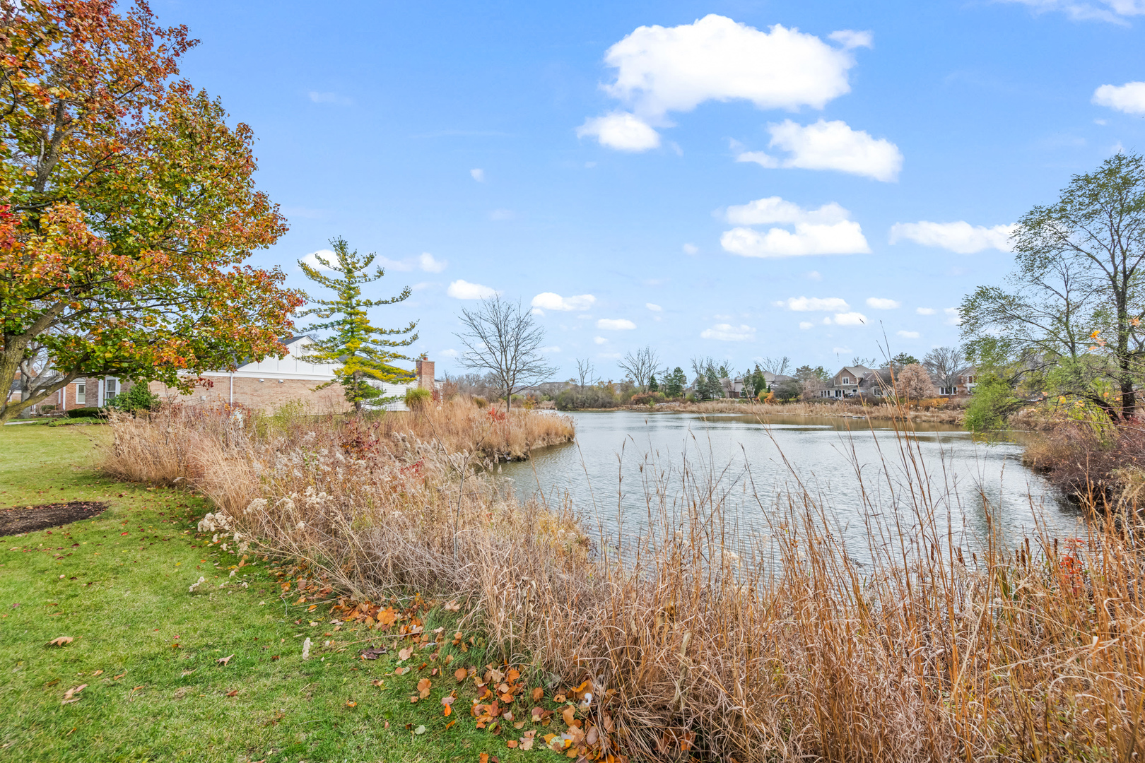 145 Rivershire Lane, Lincolnshire, IL 60069