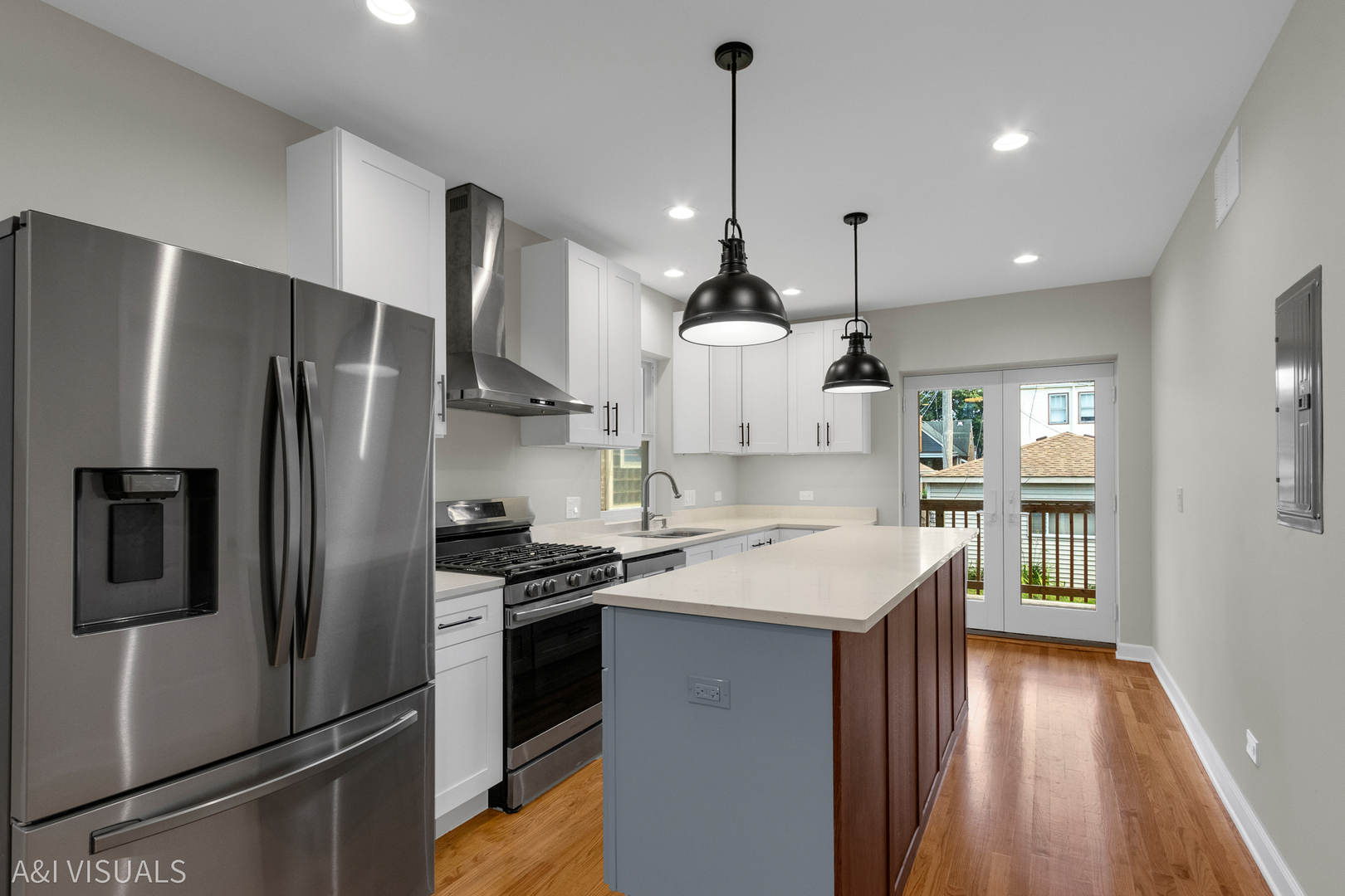 5841 N MEDINA Avenue, Chicago, IL 60646