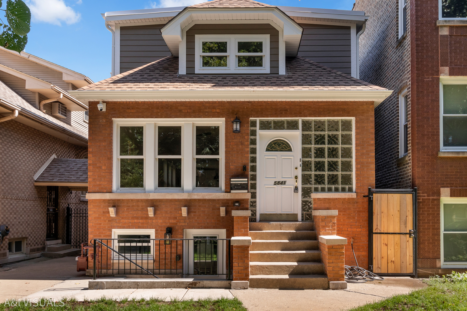 5841 N MEDINA Avenue, Chicago, IL 60646