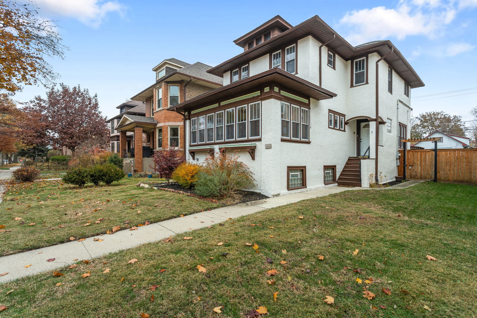 808 S Euclid Avenue, Oak Park, IL 60304