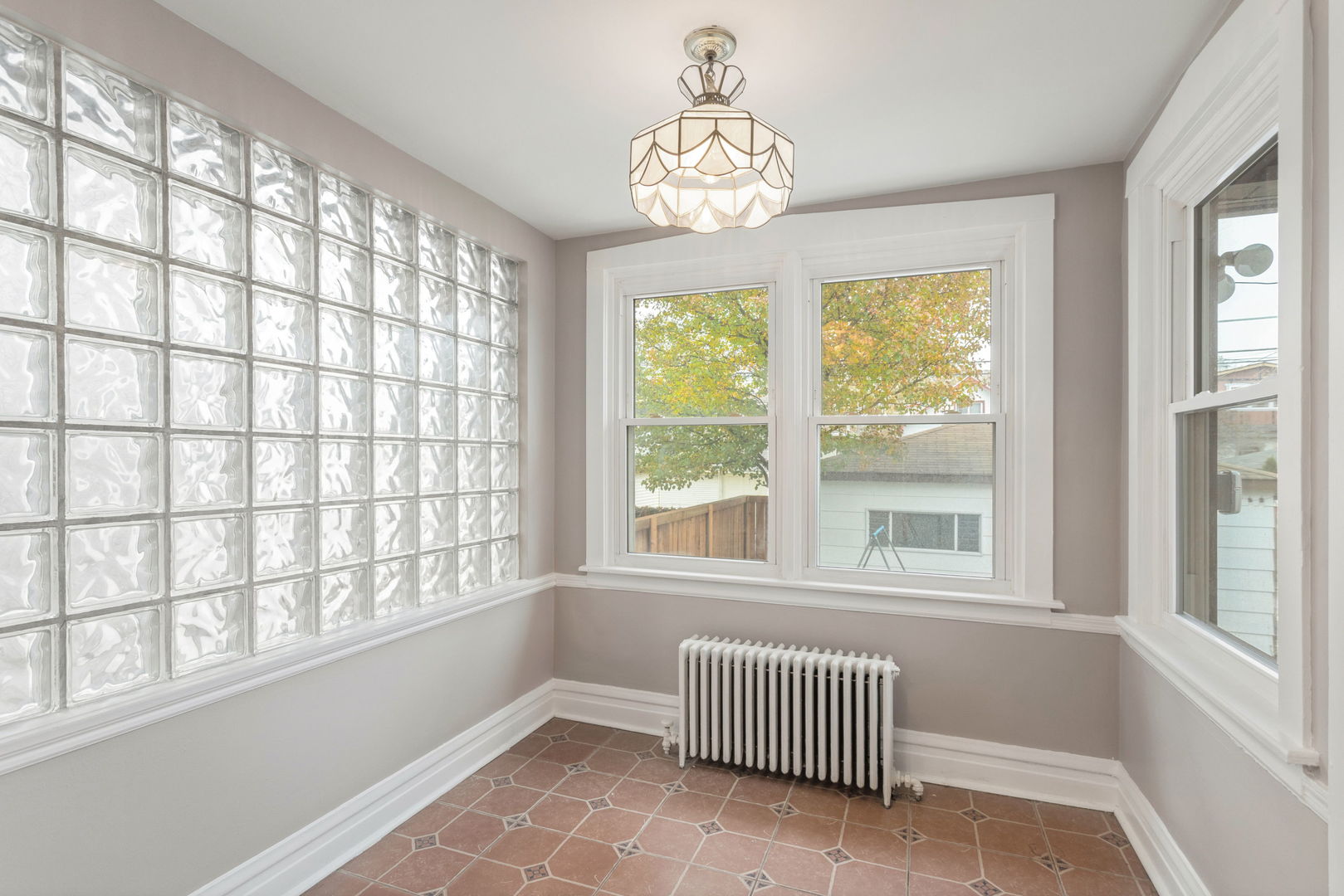 808 S Euclid Avenue, Oak Park, IL 60304