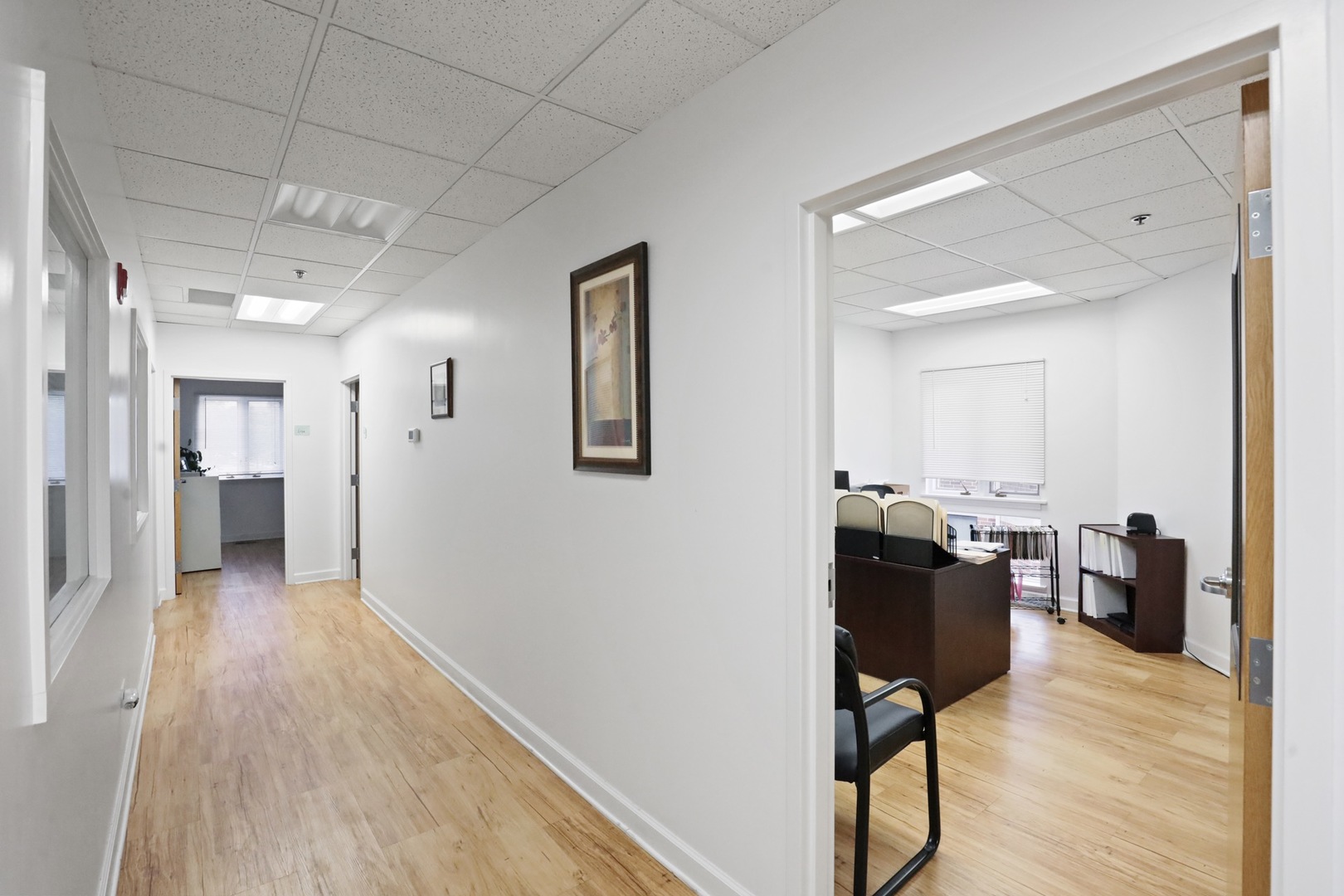 1N131 County Farm Road, Winfield, IL 60190