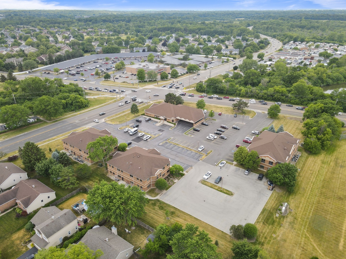 1N131 County Farm Road, Winfield, IL 60190