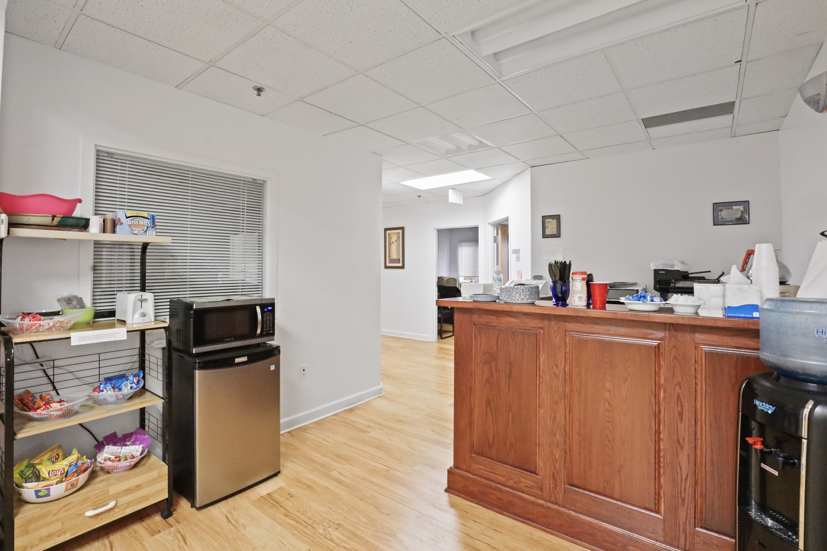 1N131 County Farm Road, Winfield, IL 60190