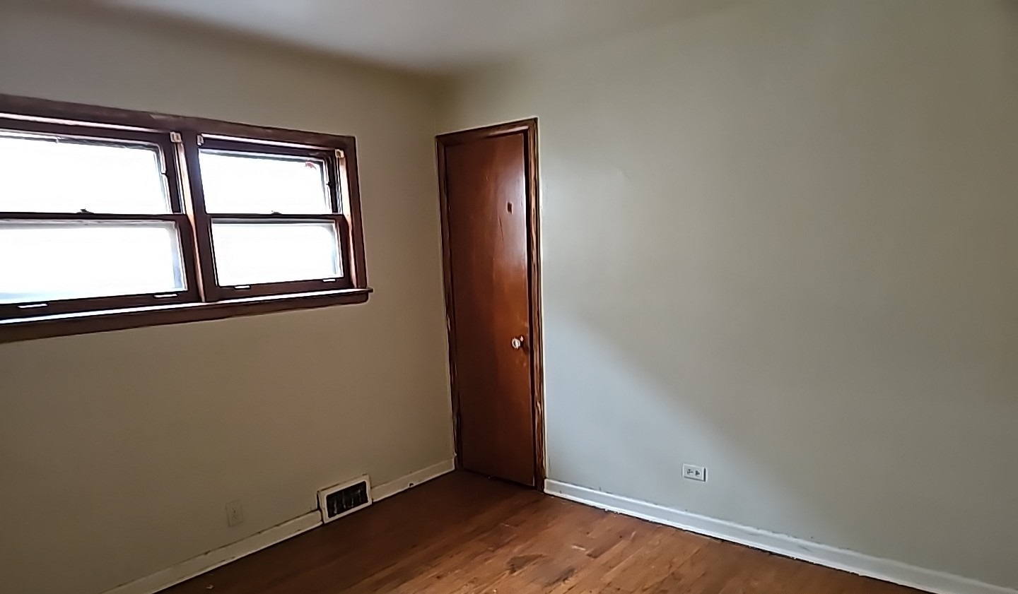 14309 S La Salle Street, Riverdale, IL 60827