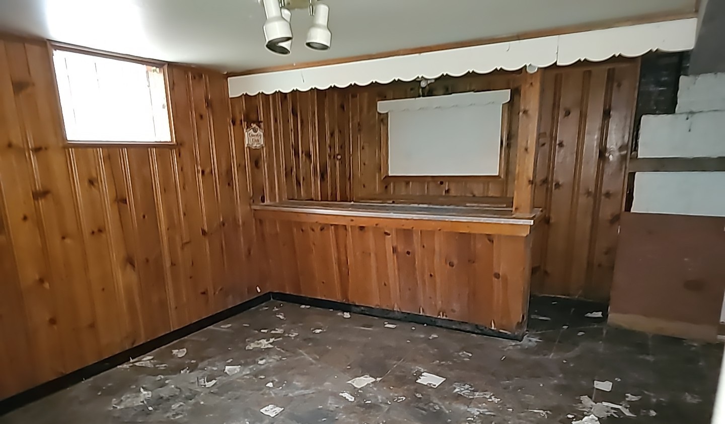 14309 S La Salle Street, Riverdale, IL 60827