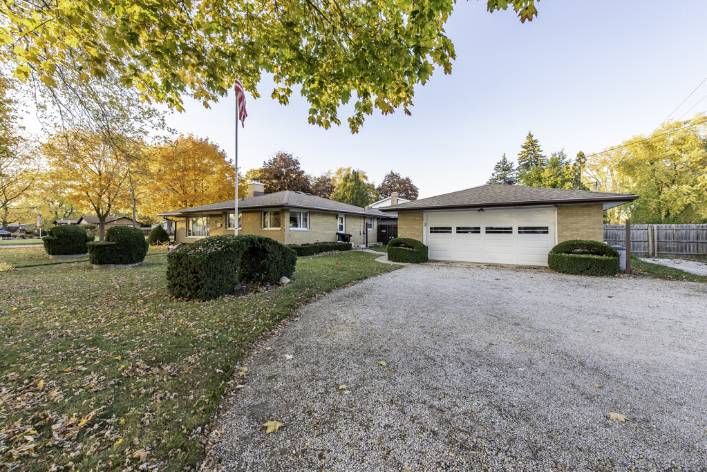 2217 Joanna Avenue, Zion, IL 60099