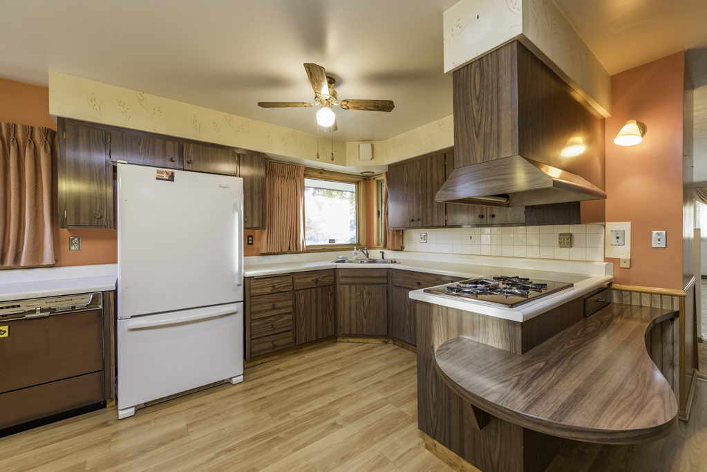 2217 Joanna Avenue, Zion, IL 60099