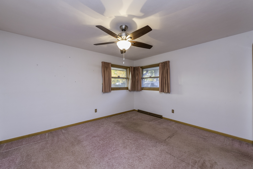 2217 Joanna Avenue, Zion, IL 60099