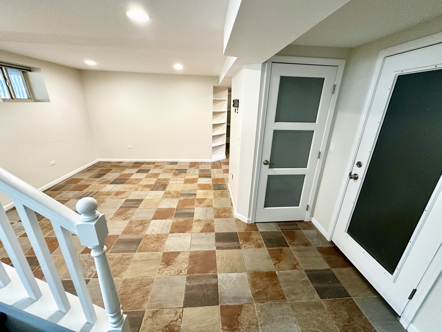 4386 Woodland Avenue #1, Western Springs, IL 60558