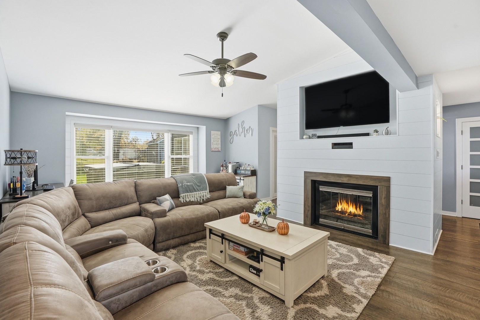 3725 W 105th Avenue, Crown Point, IN 46307