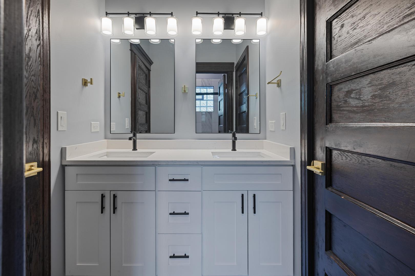 442 E 48th Street #1E, Chicago, IL 60615